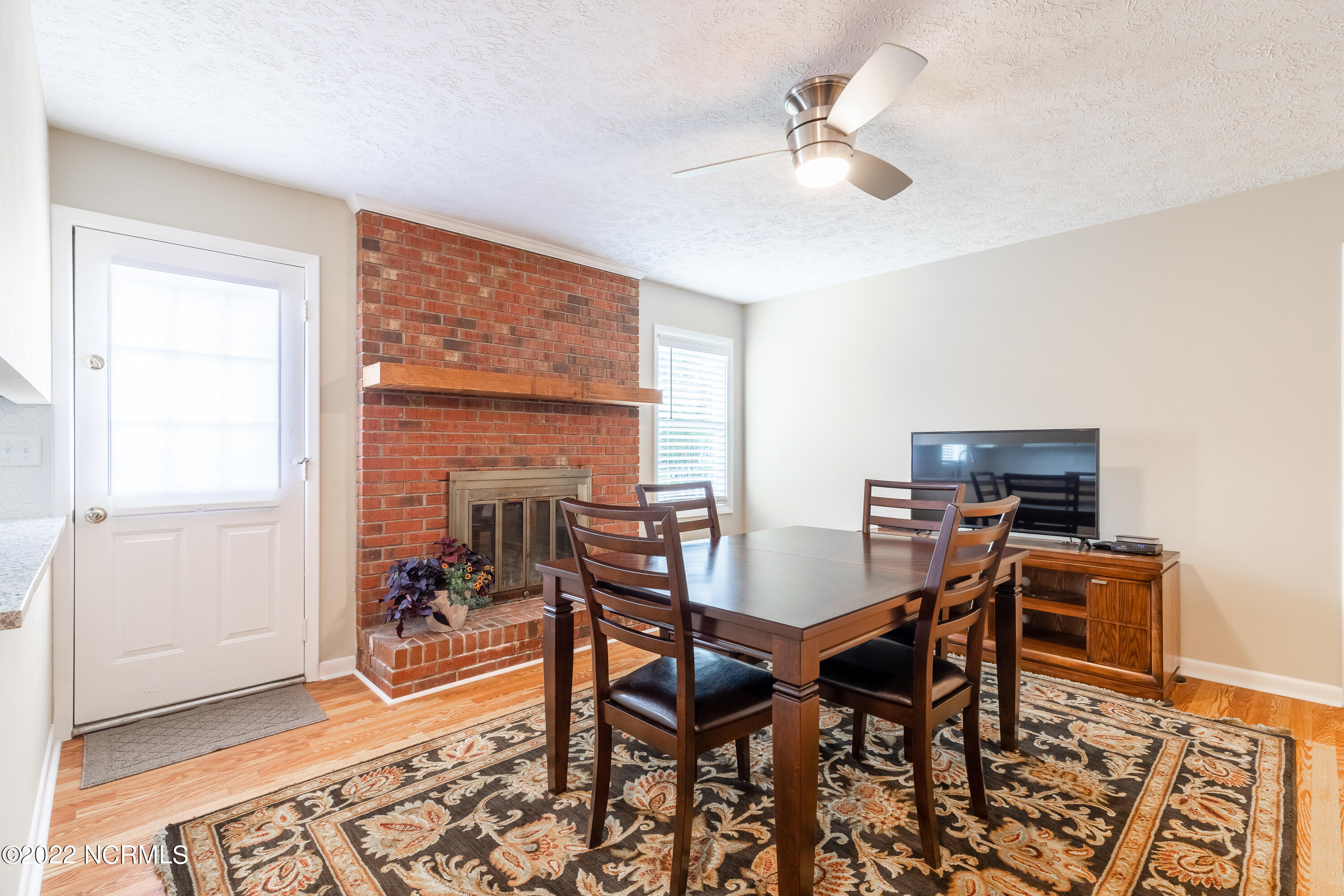 1006 Kings Landing Road Hampstead, NC 28443 - Photo 16 of 51 Dining