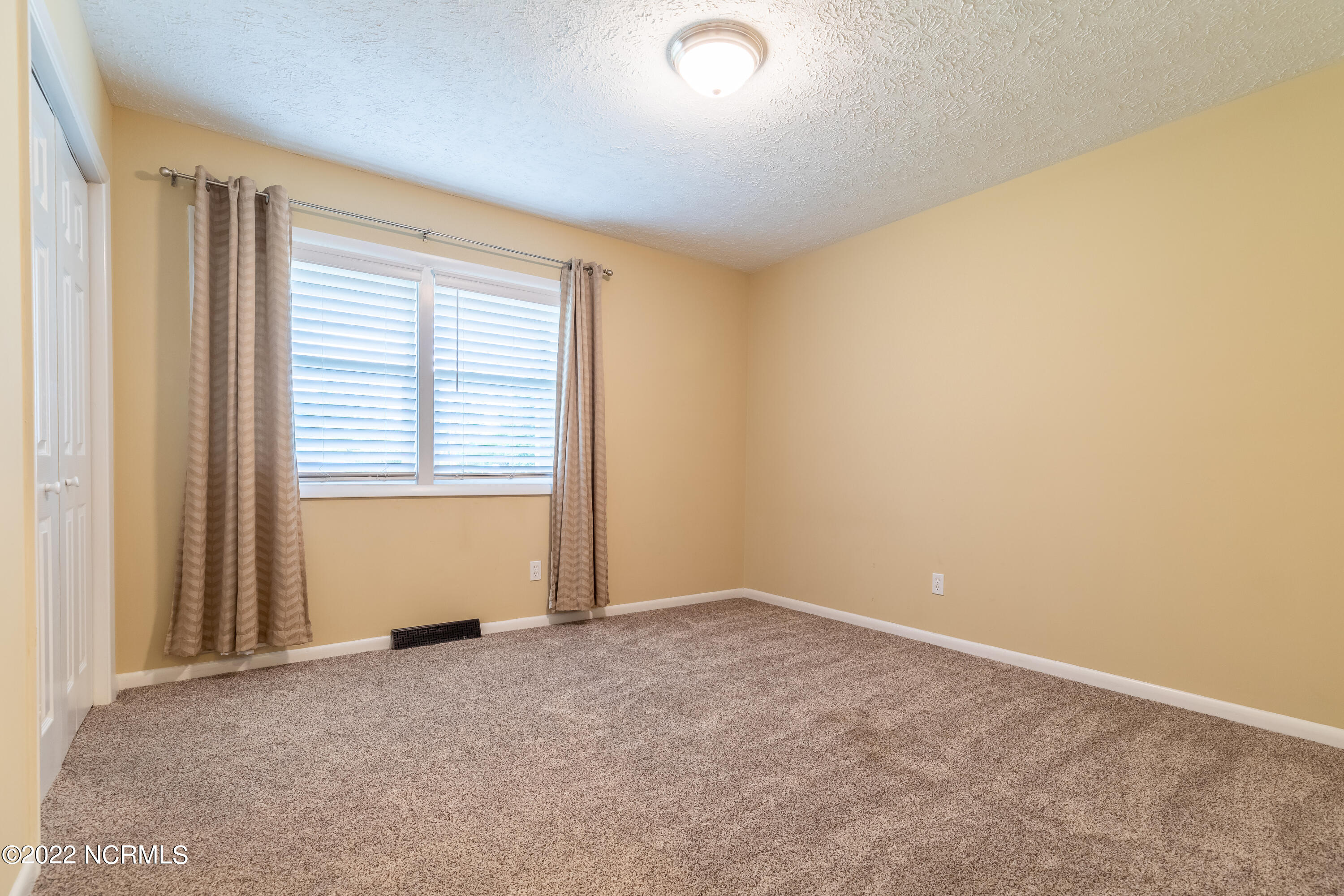 1006 Kings Landing Road Hampstead, NC 28443 - Photo 24 of 51 Bedroom 1