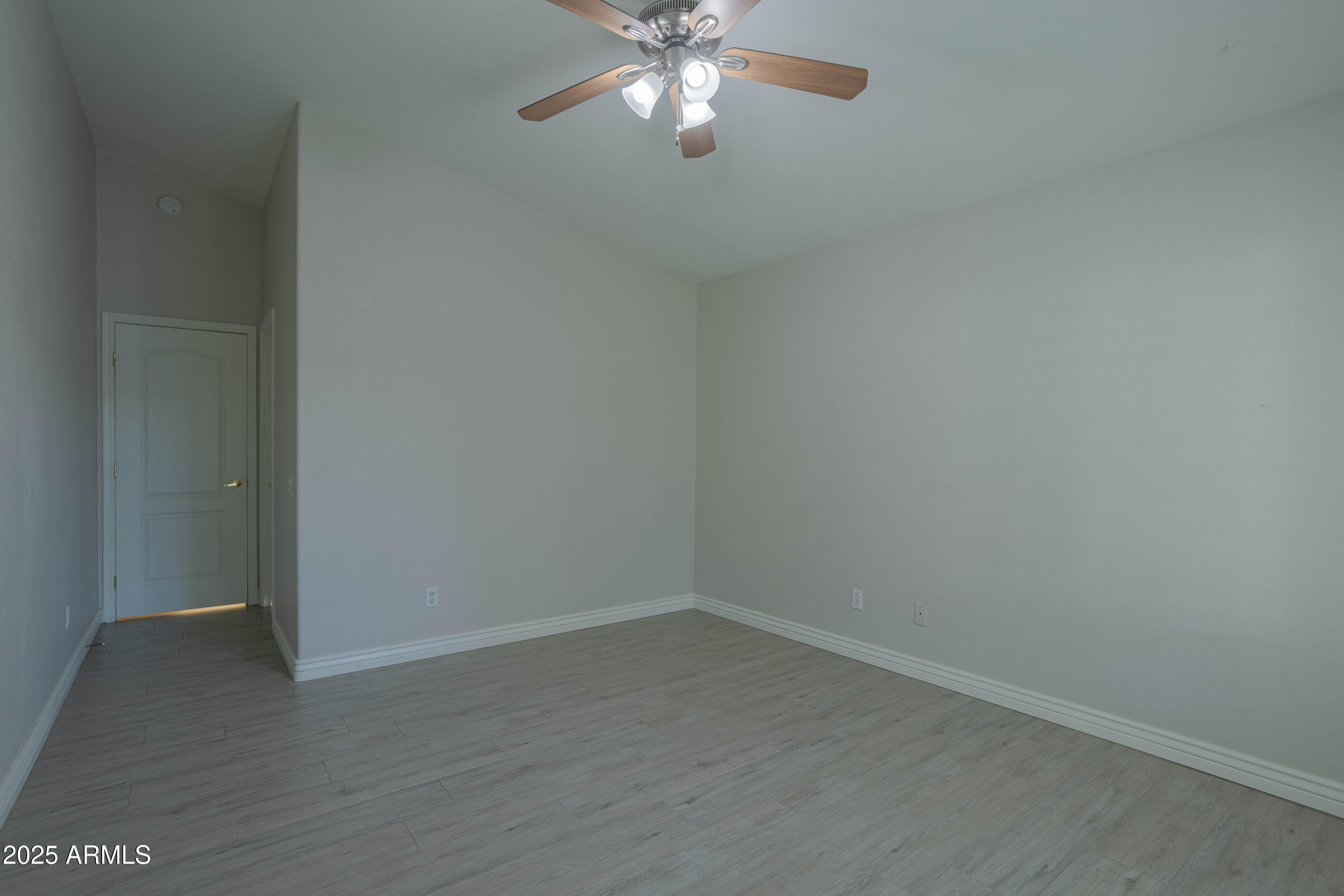 1022 North Bogle Avenue Chandler, AZ 85225 - Photo 14 of 23 DASH5563-HDR