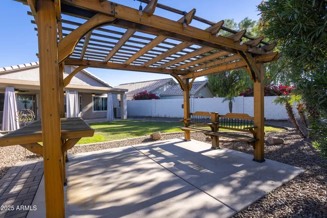 $2,100 | 1022 North Bogle Avenue, Chandler, AZ 85225