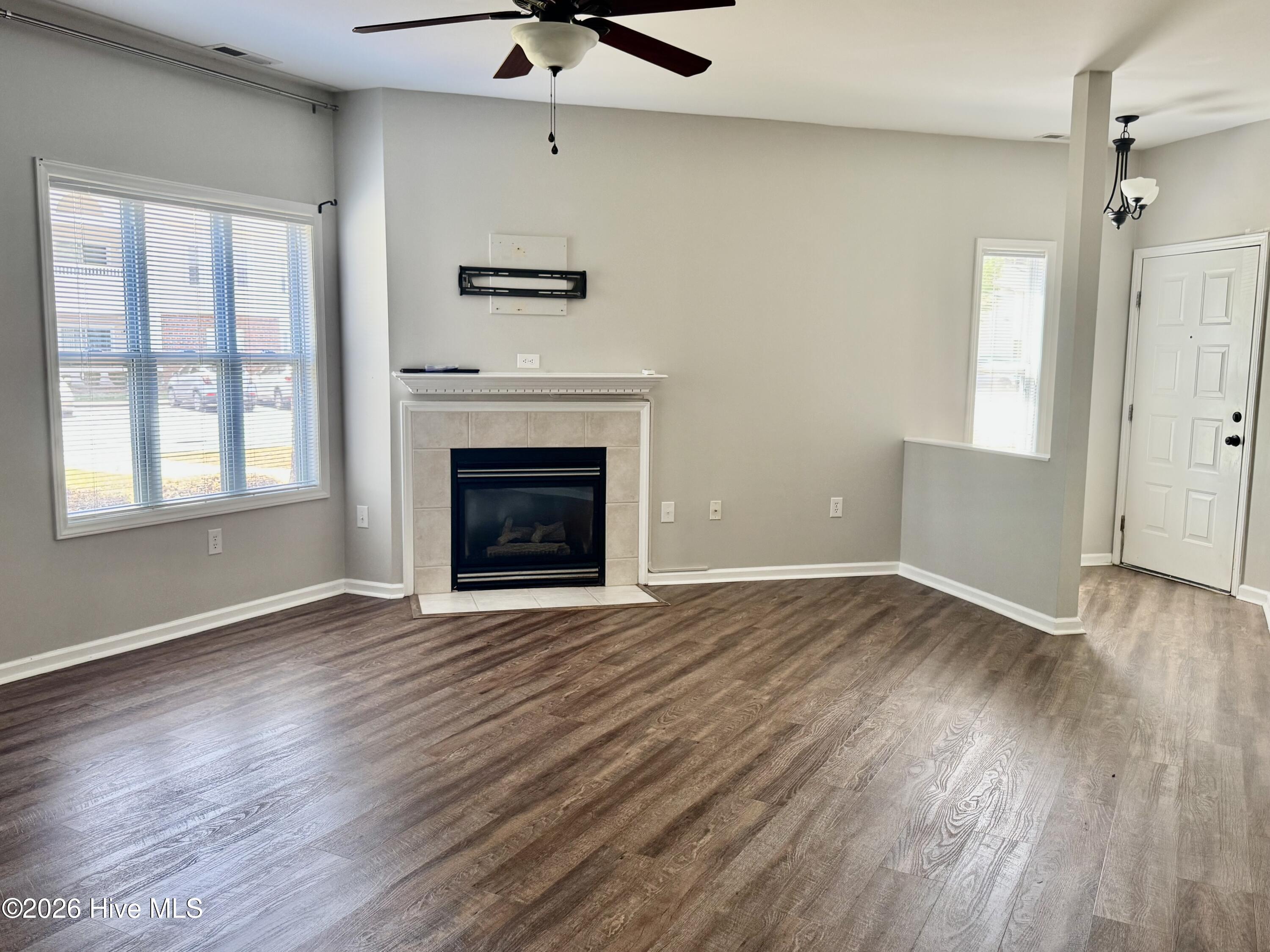 1137 Turtle Creek Road, Unit D Greenville, NC 27858 - Photo 8 of 30 IMG_2194