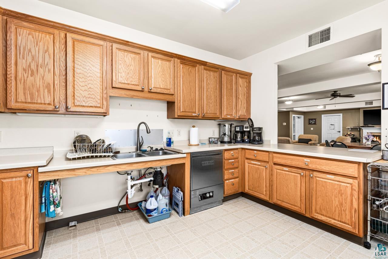 4042 Haines Road, Unit 205 Duluth, MN 55811 - Photo 34 of 44