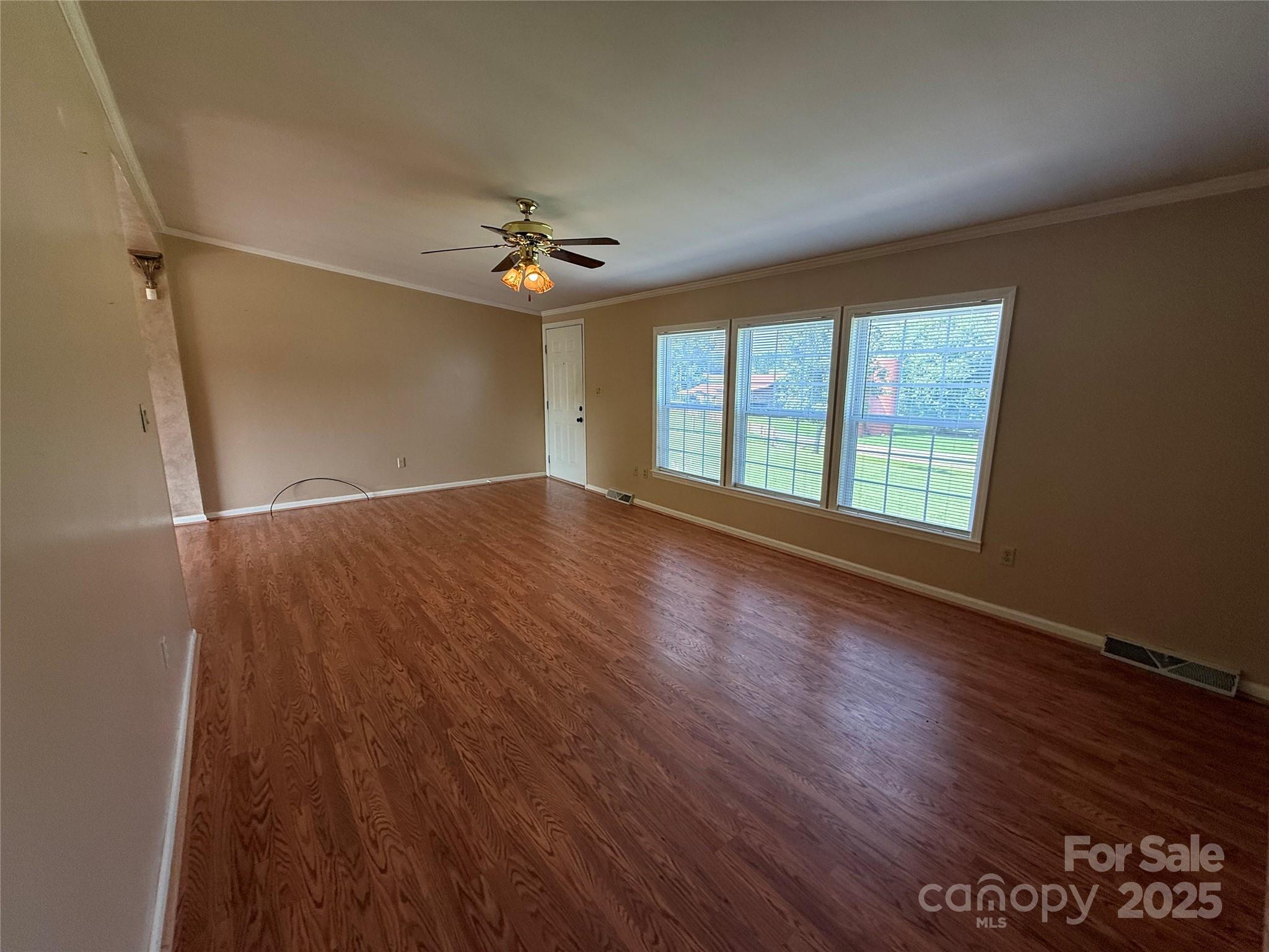 5215 Looper Road Granite Falls, NC 28630 - Photo 4 of 16 Gallery Image 4