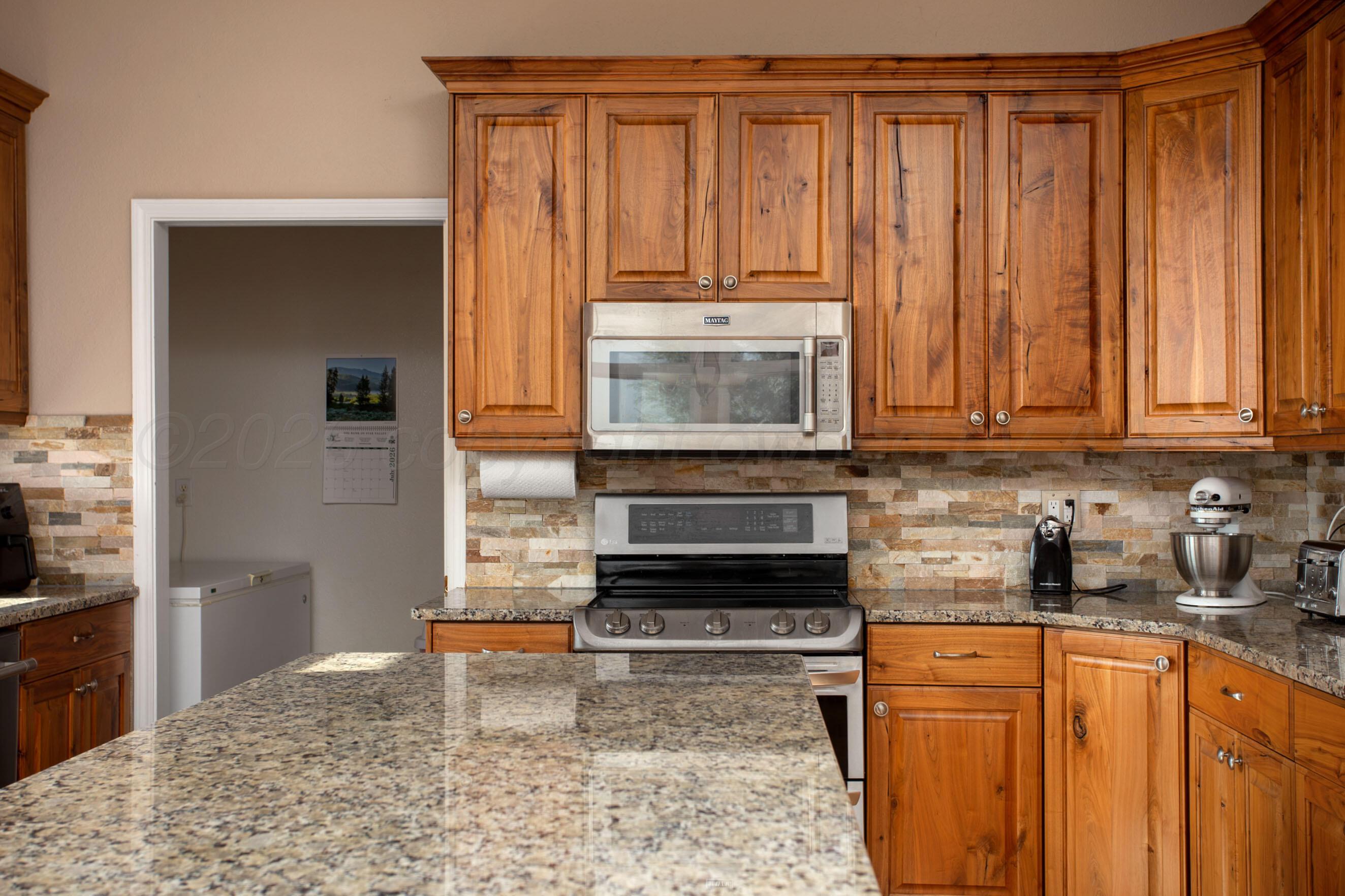 70 Stonebridge Gate Road Amarillo, TX 79124 - Photo 49 of 52 Kitchen