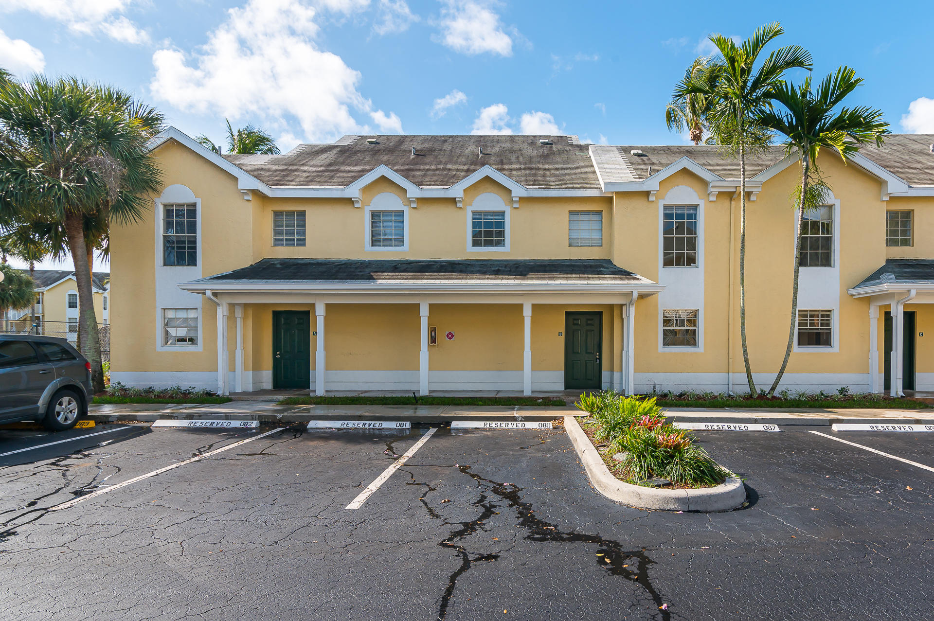 6299 La Costa Drive, Unit B Boca Raton, FL 33433 - Photo 20 of 25 photo-19