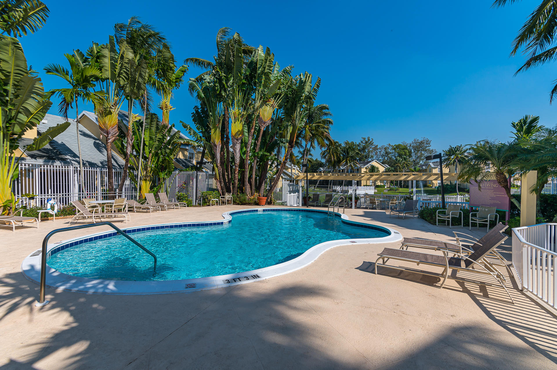 6299 La Costa Drive, Unit B Boca Raton, FL 33433 - Photo 21 of 25 photo-13