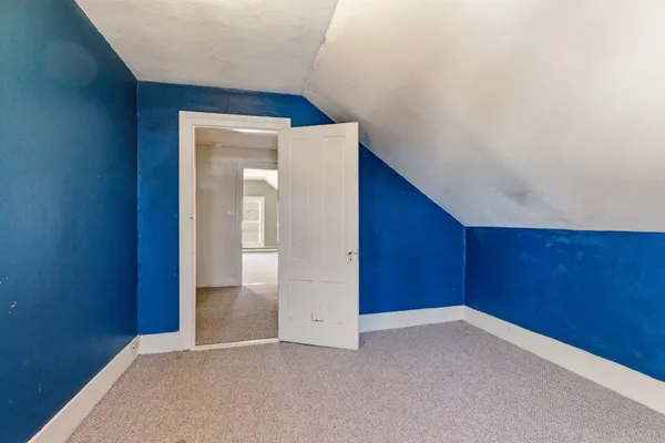 $2,000 | 514 Middle Street, Unit 2, Portsmouth, NH 03801