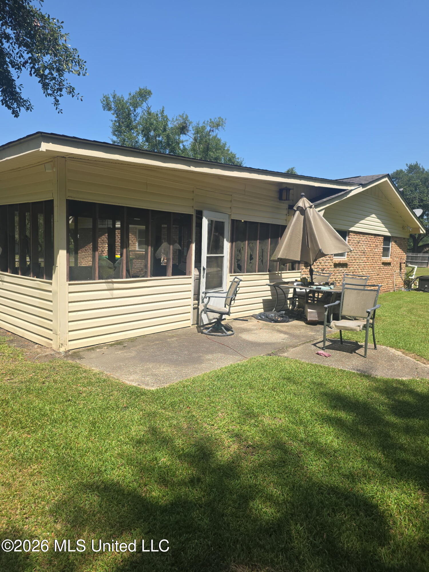 9234 Guywood Road Moss Point, MS 39562 - Photo 5 of 14 35811