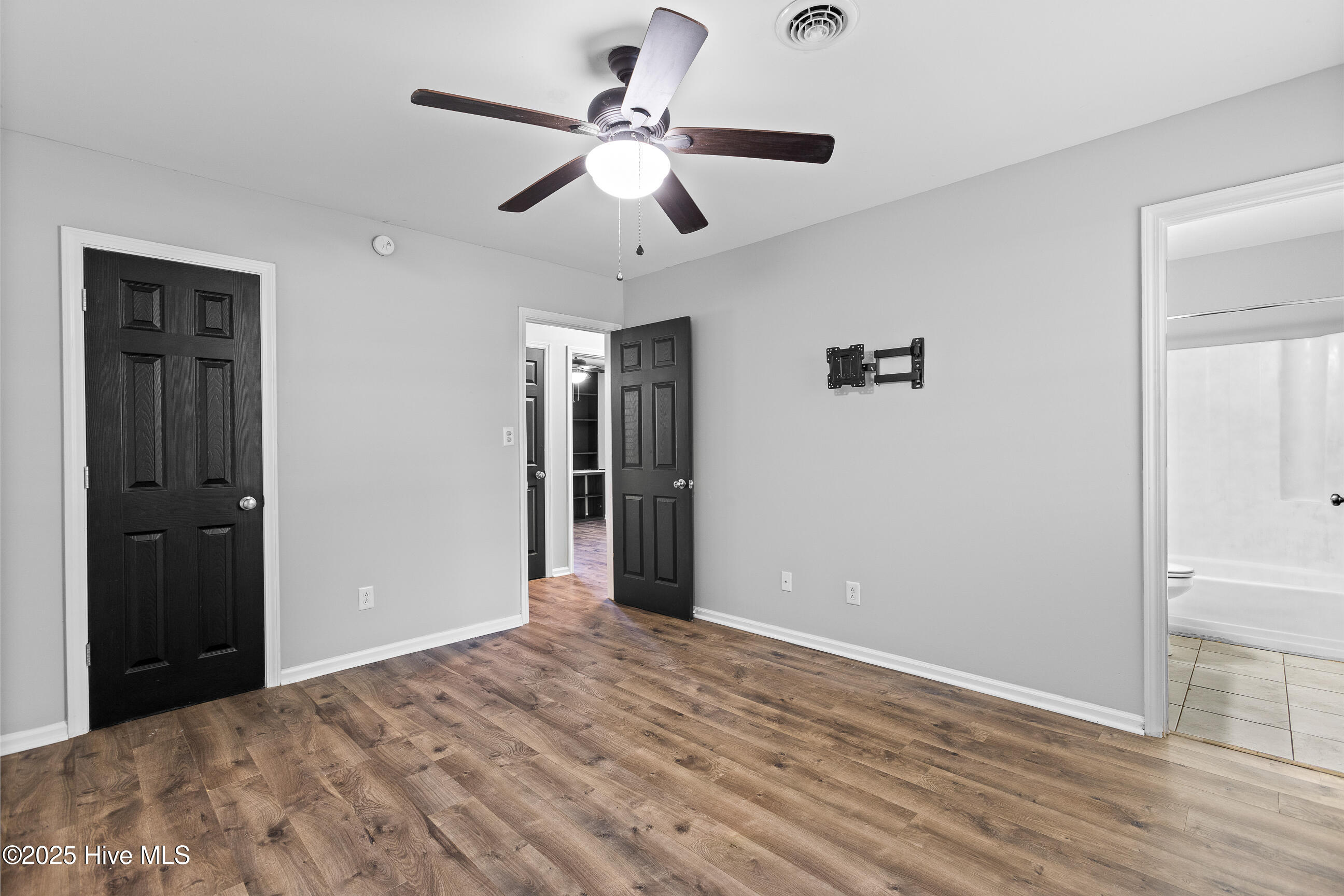 102 Winter Road Jacksonville, NC 28540 - Photo 13 of 25 14