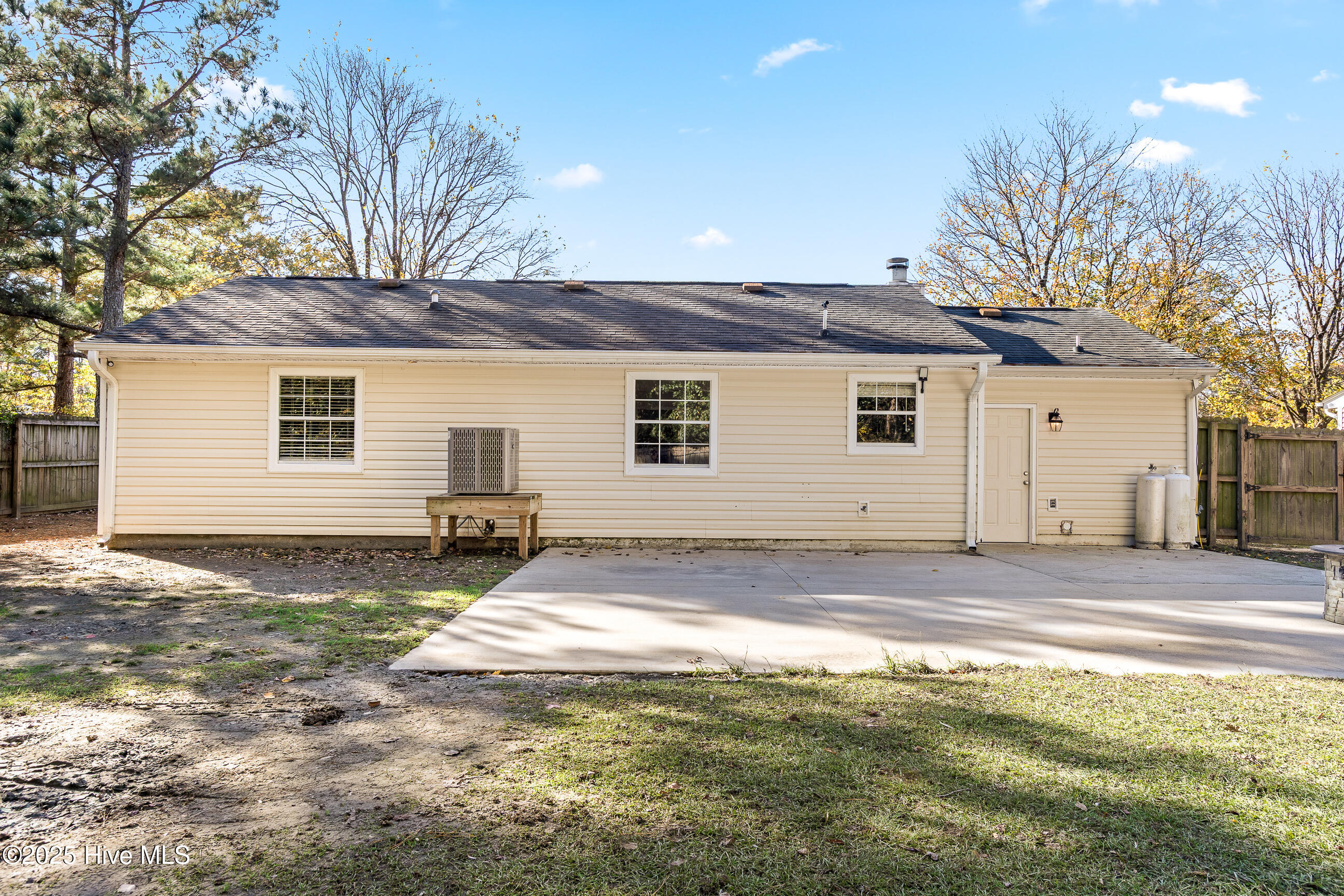 102 Winter Road Jacksonville, NC 28540 - Photo 21 of 25 22