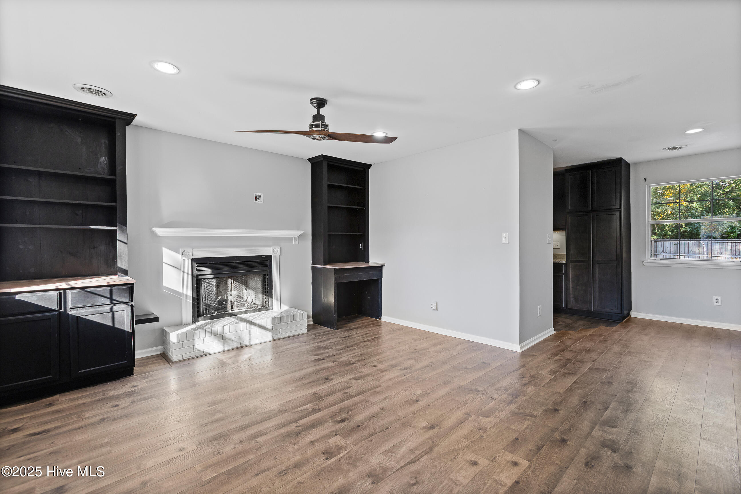 102 Winter Road Jacksonville, NC 28540 - Photo 4 of 25 05