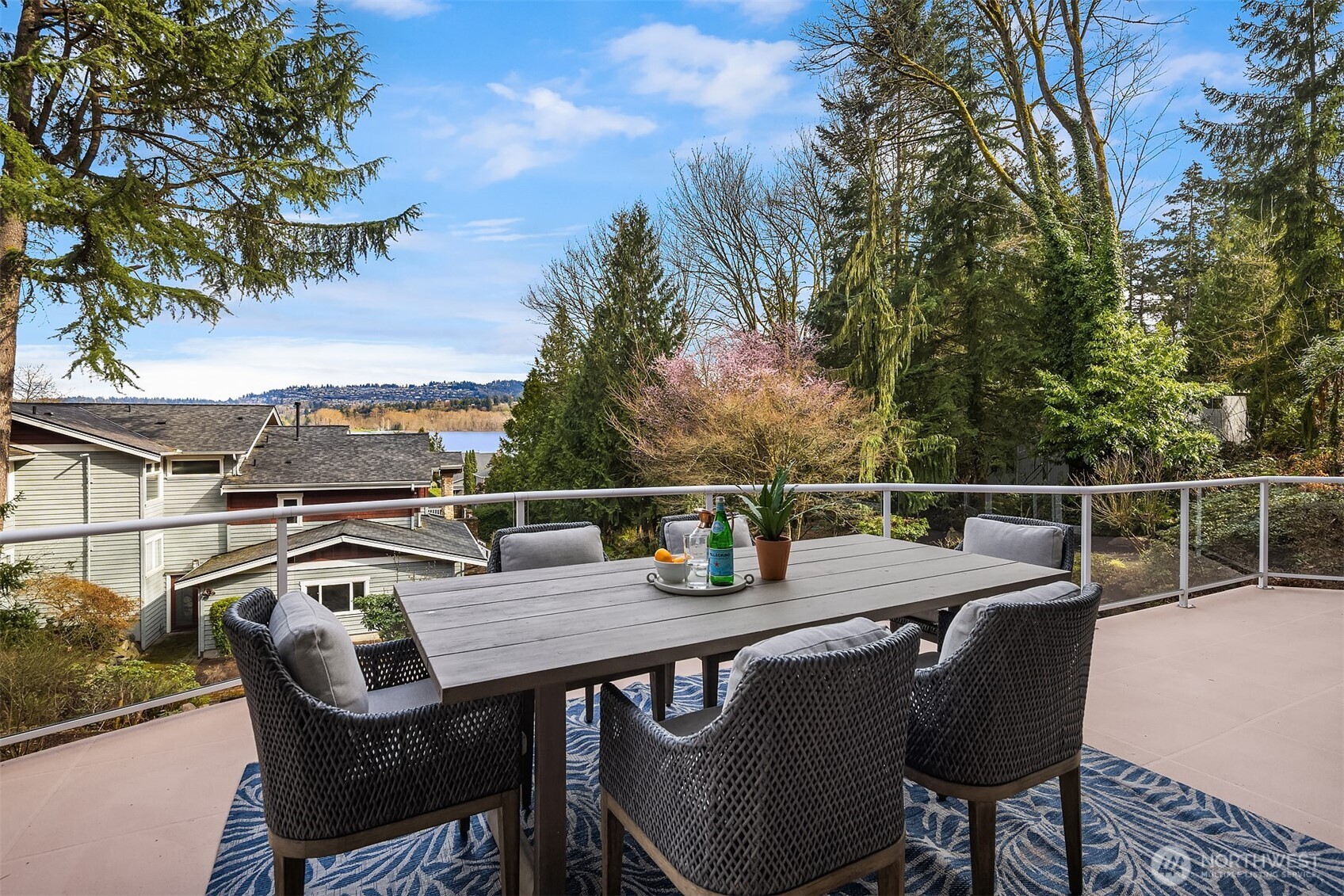 4419 Ferncroft Road Mercer Island, WA 98040 - Photo 19 of 38