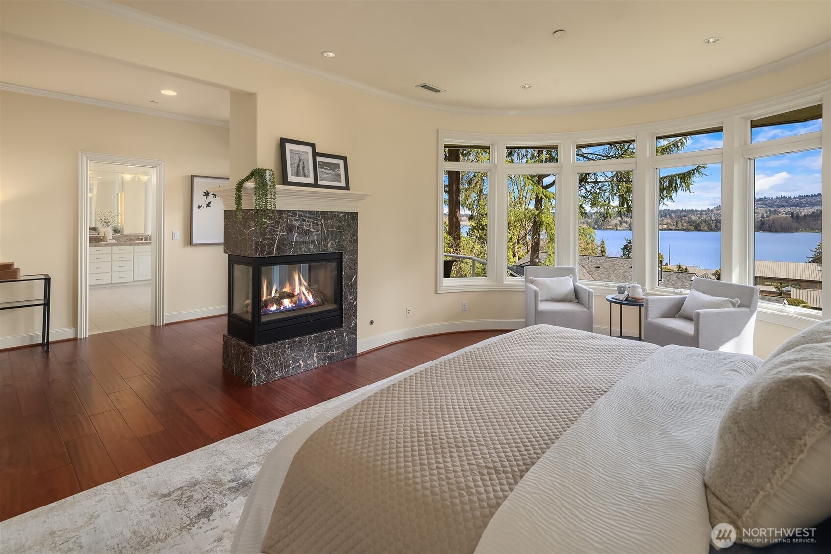 4419 Ferncroft Road Mercer Island, WA 98040 - Photo 24 of 38