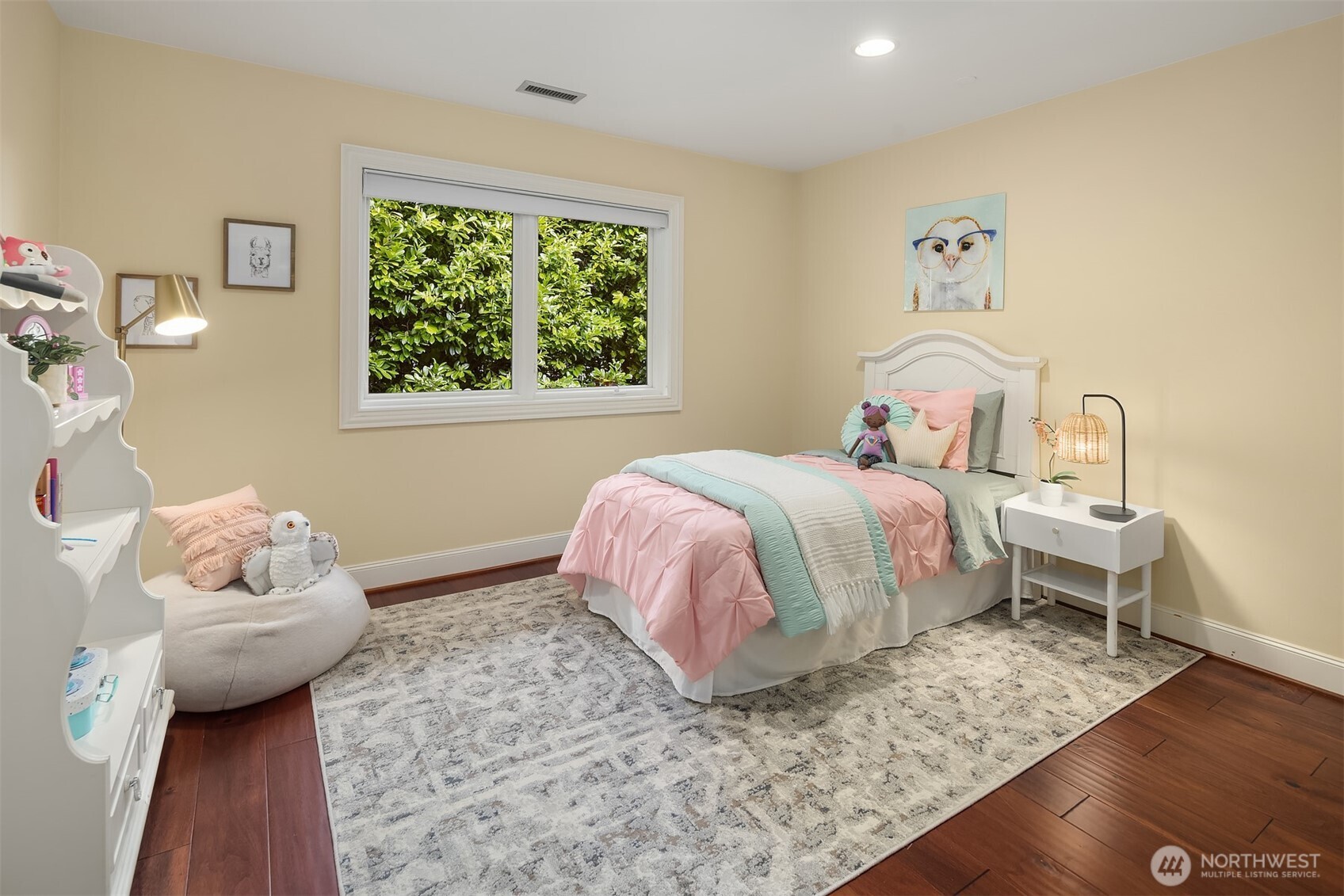 4419 Ferncroft Road Mercer Island, WA 98040 - Photo 29 of 38