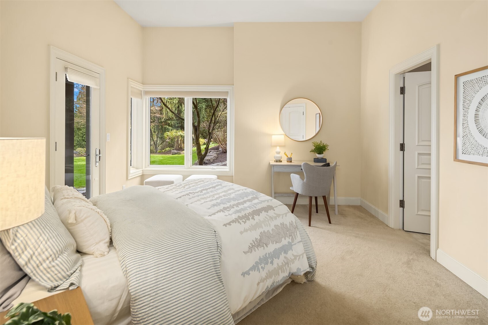 4419 Ferncroft Road Mercer Island, WA 98040 - Photo 33 of 38