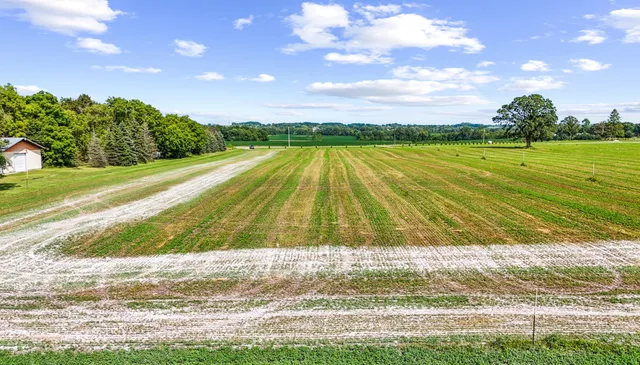 $575,000 | 1459 Waukesha Road, Raymond, WI 53108