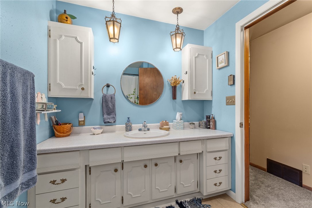 1807 Hanley Road West Mansfield, OH 44904 - Photo 15 of 38 Gallery Image 15