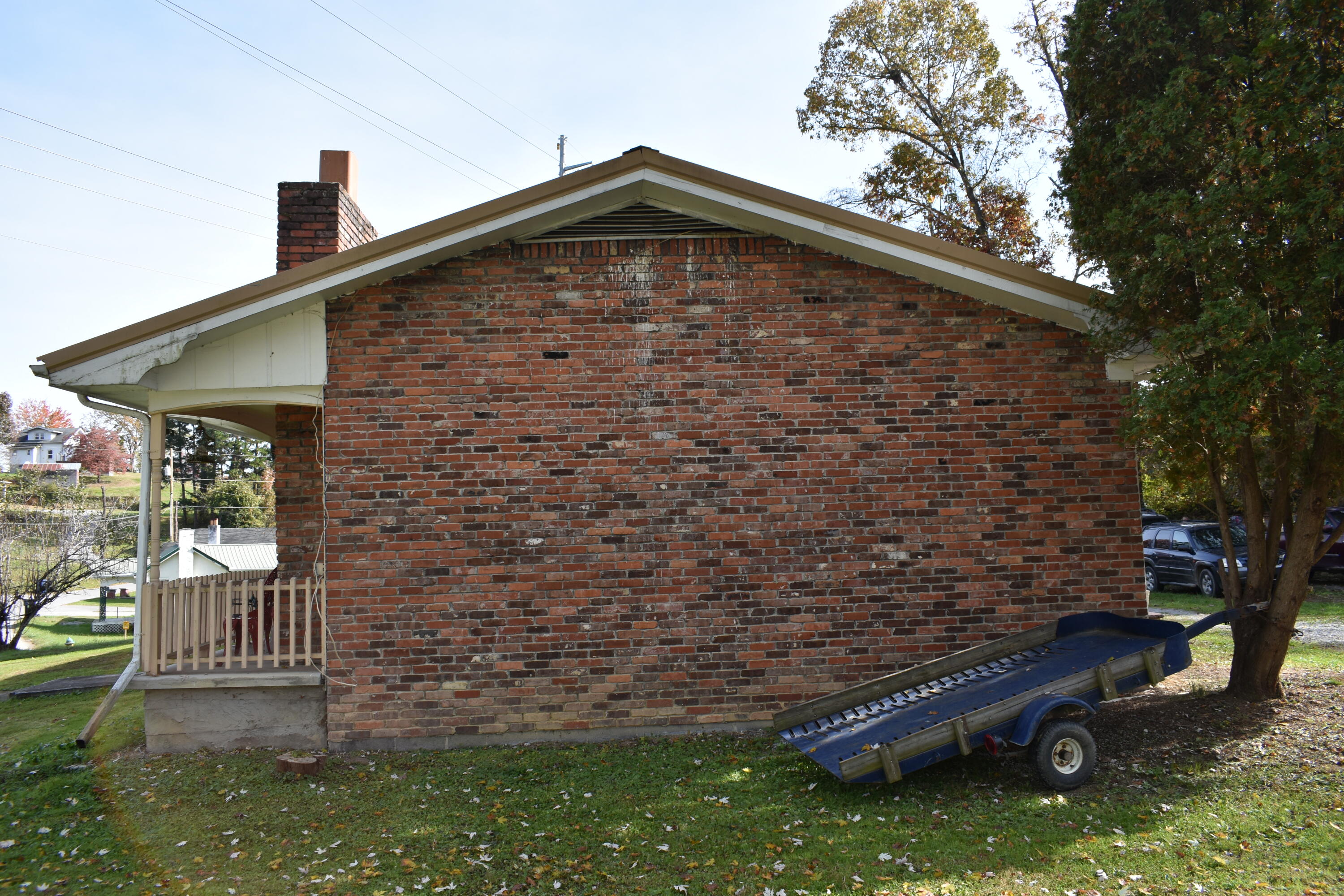 201 Lynnwood Road Middlesboro, KY 40965 - Photo 11 of 31 DSC_5474