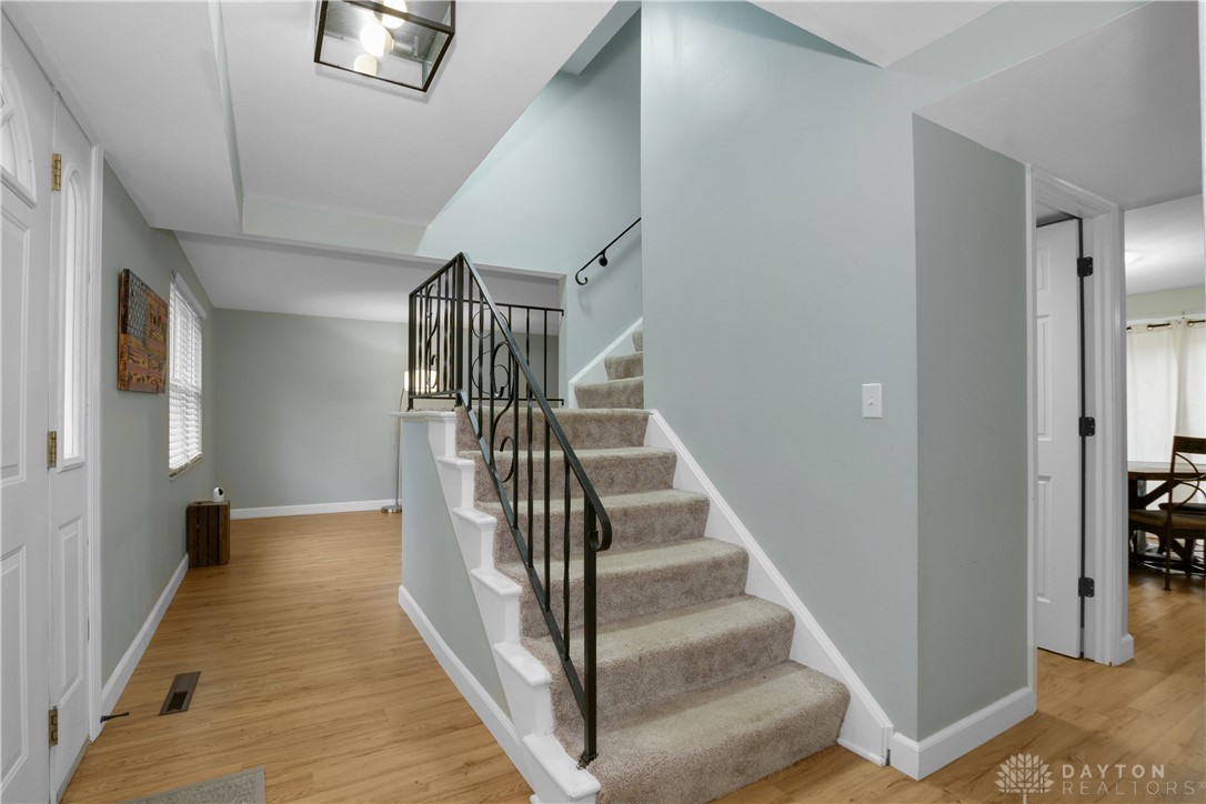 6413 Alter Road Dayton, OH 45424 - Photo 4 of 41 Gallery Image 4