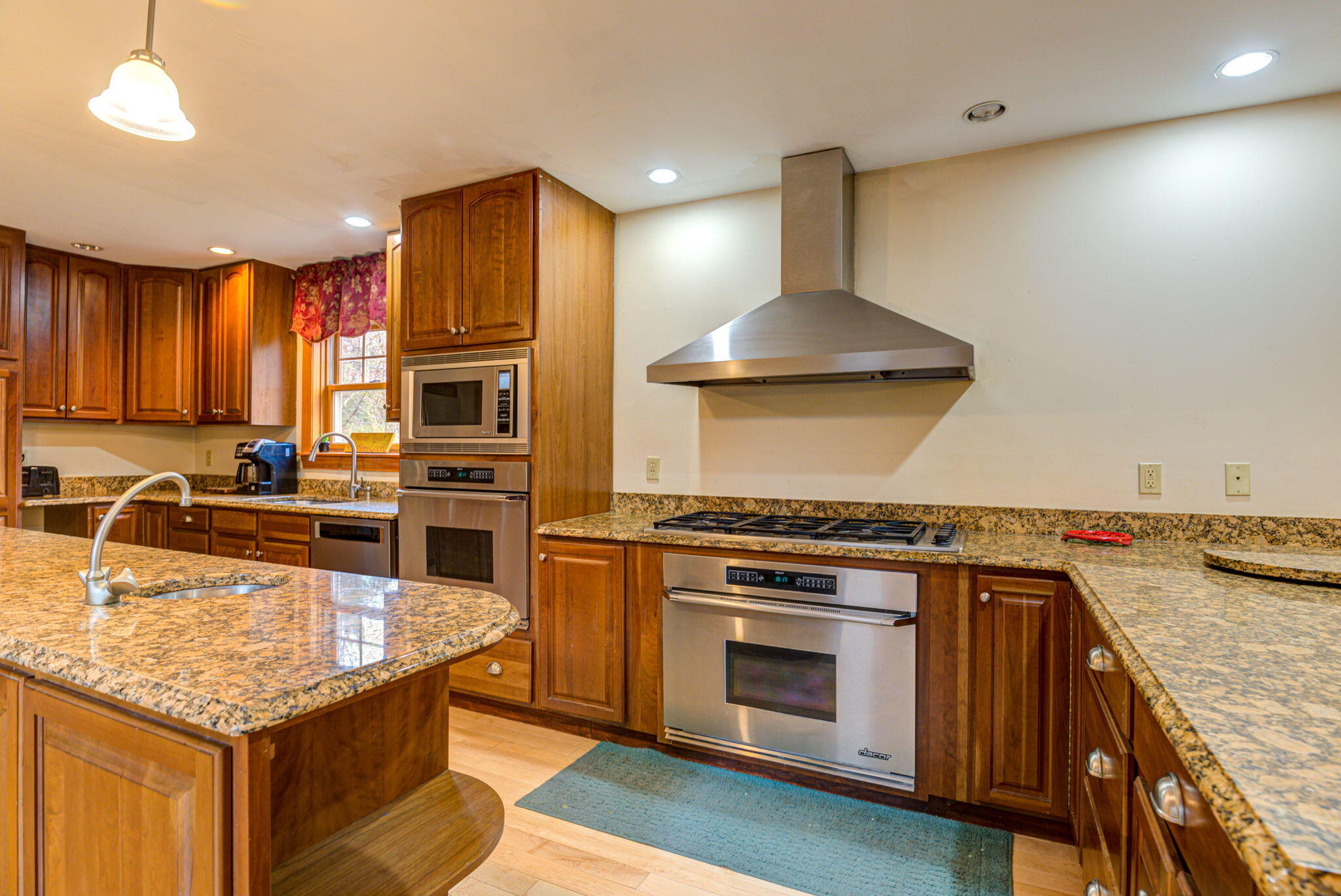 9 Whittemore Cove Road Raymond, ME 04071 - Photo 23 of 78 13-web-or-mls-Pic#-13