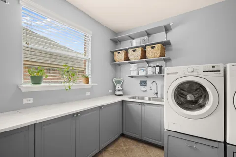 $589,000 | 19612 Moorlynch Avenue, Pflugerville, TX 78660