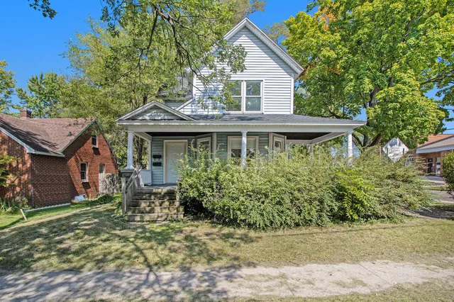 $145,000 | 923 East Stockbridge Avenue, Kalamazoo, MI 49001