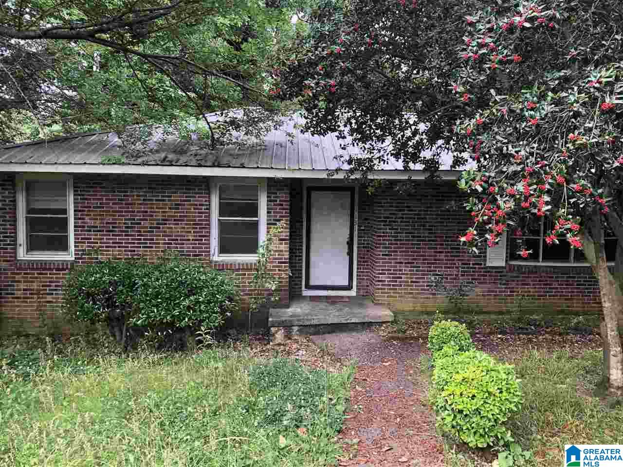 1131 Altamont Road Anniston, AL 36207 - Photo 1 of 32