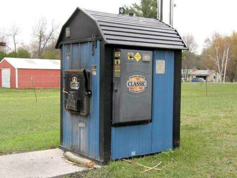 10350 Carr Road St. Charles, MI 48655 - Photo 7 of 12 20243482-6.JPG