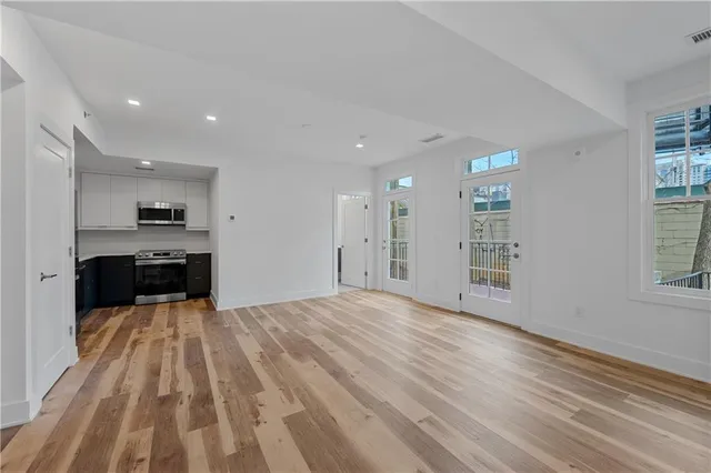 $1,450 | 2909 Peachtree Street Northeast, Unit 106, Atlanta, GA 30305