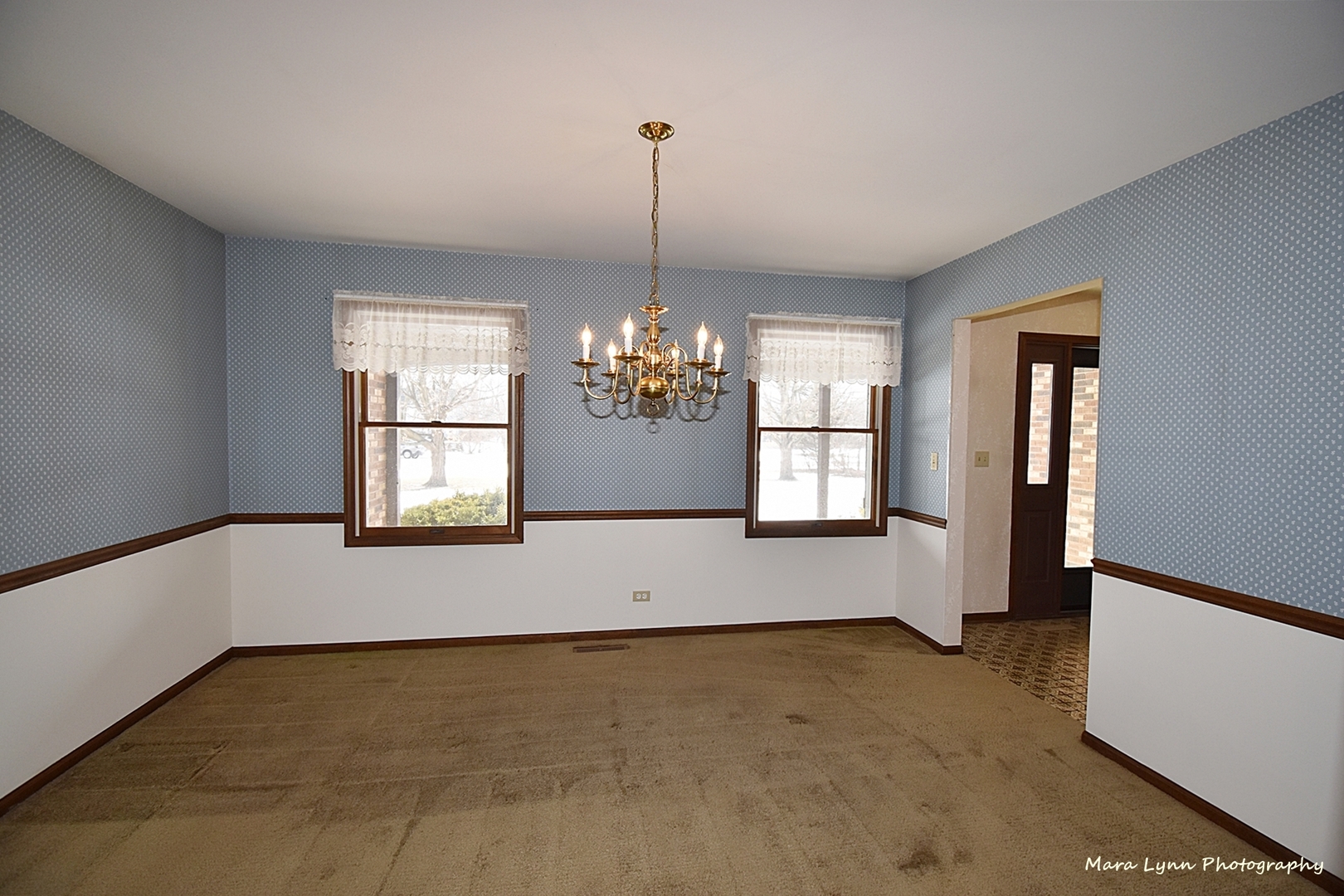 36W818 Oak Road St. Charles, IL 60175 - Photo 8 of 46