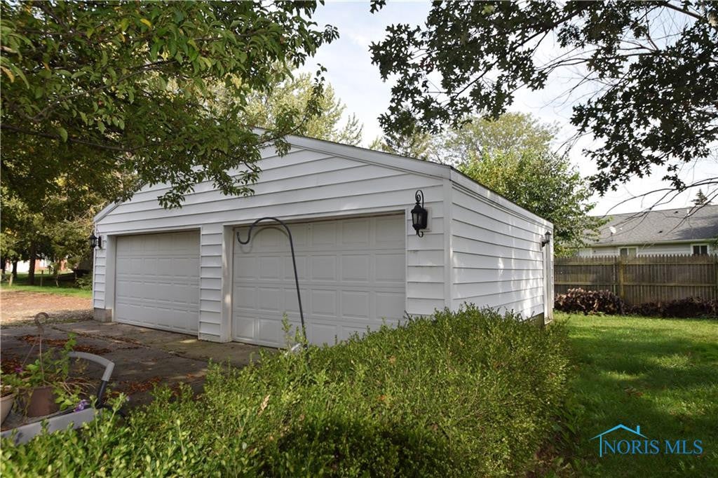 3014 Seaman Road Oregon, OH 43616 - Photo 12 of 34 Gallery Image 12