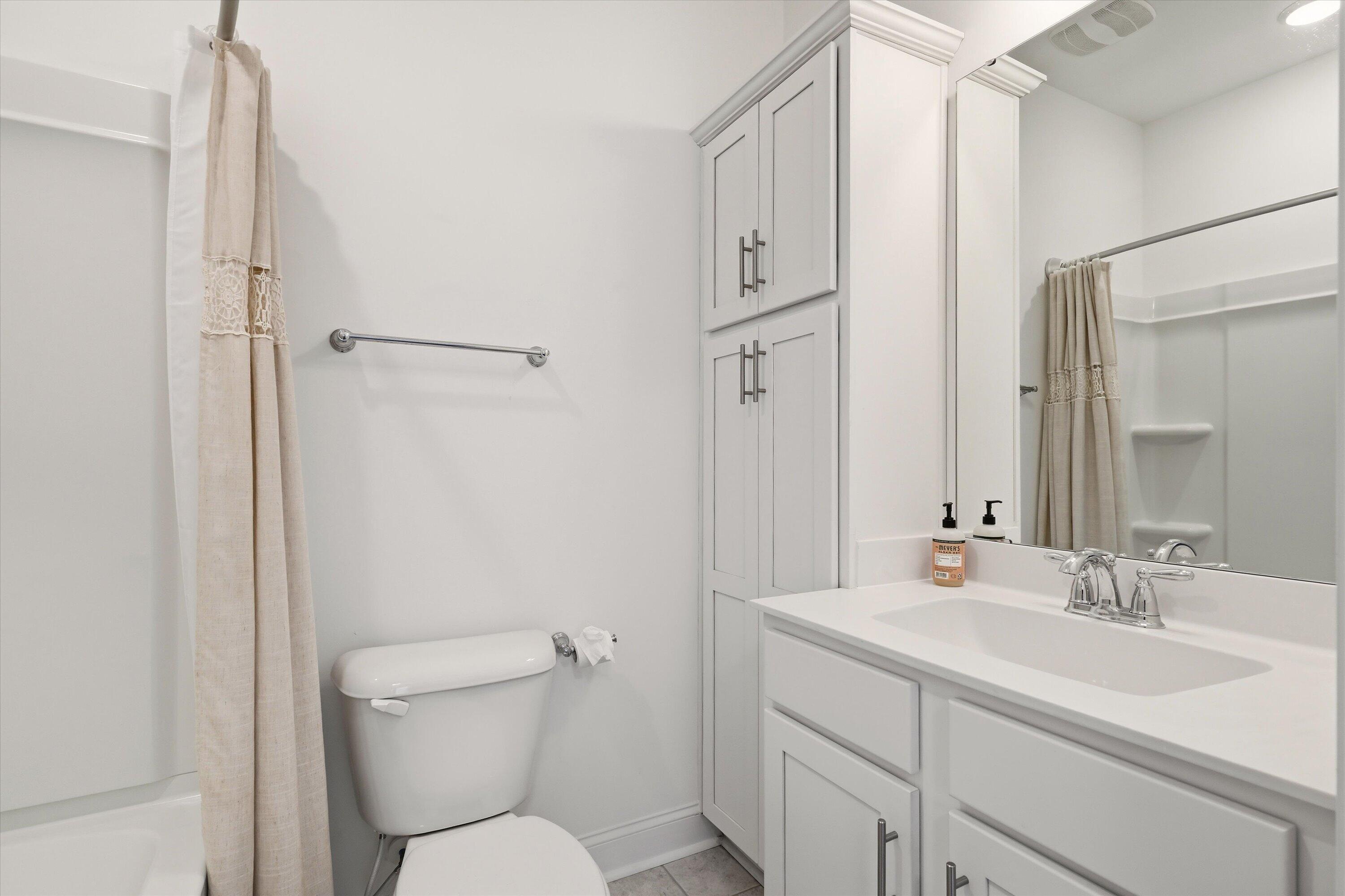 1256 Allusion Ln Mount, Unit 106 Mount Pleasant, SC 29466 - Photo 18 of 27 Bedroom 2 Ensuite