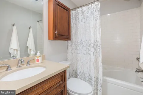 $559,900 | 1116 C Street Northeast, Unit 202, Washington, DC 20002