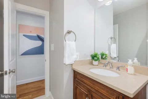 $559,900 | 1116 C Street Northeast, Unit 202, Washington, DC 20002