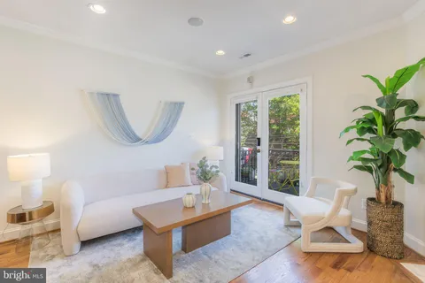 $559,900 | 1116 C Street Northeast, Unit 202, Washington, DC 20002