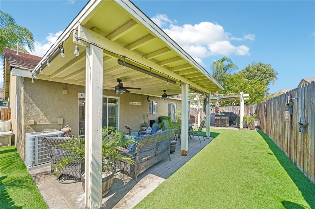 1201 Lilac Ridge Drive Perris, CA 92571 - Photo 42 of 50