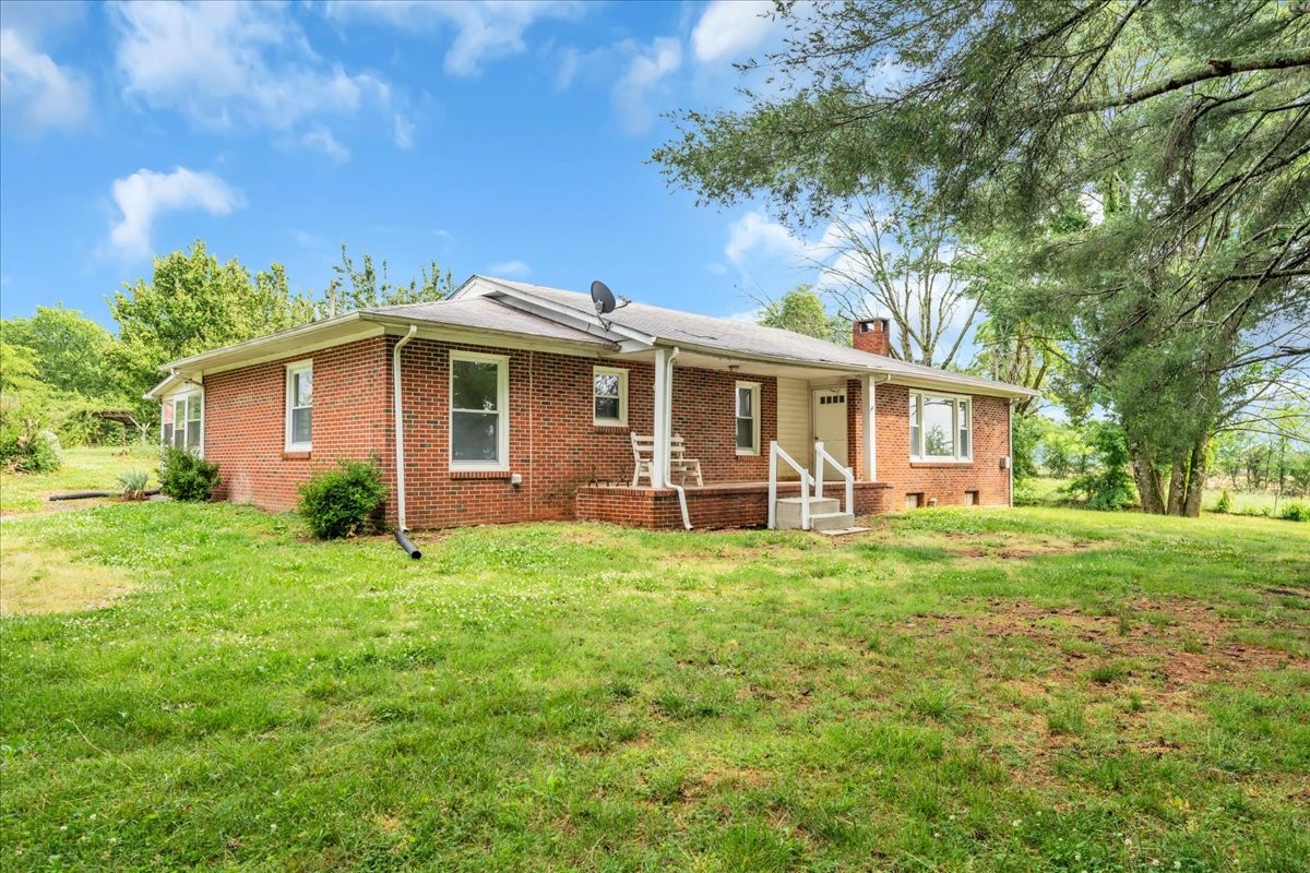 30 J D Ring Road Hillsboro, TN 37342 - Photo 4 of 39