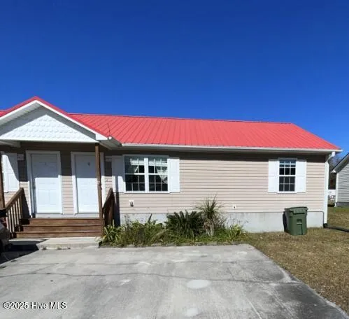 $1,200 | 106 Laib Lane, Unit 2, Sneads Ferry, NC 28460