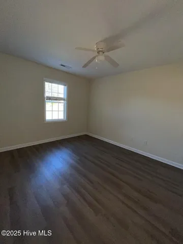 $1,200 | 106 Laib Lane, Unit 2, Sneads Ferry, NC 28460