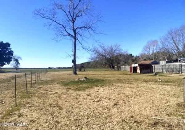 $139,900 | 13570 North Lake Road, Engelhard, NC 27824