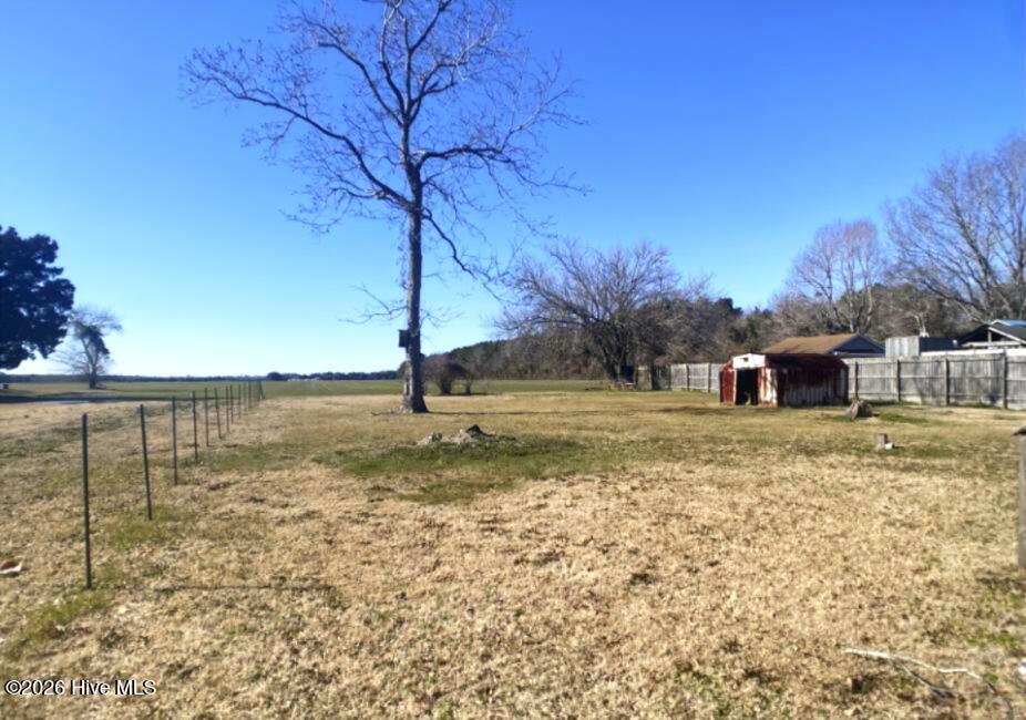 13570 North Lake Road Engelhard, NC 27824 - Photo 4 of 23 04