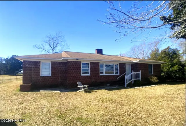 $139,900 | 13570 North Lake Road, Engelhard, NC 27824