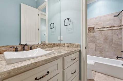 $575,500 | 438 Cassidy Drive, Jennings, LA 70546