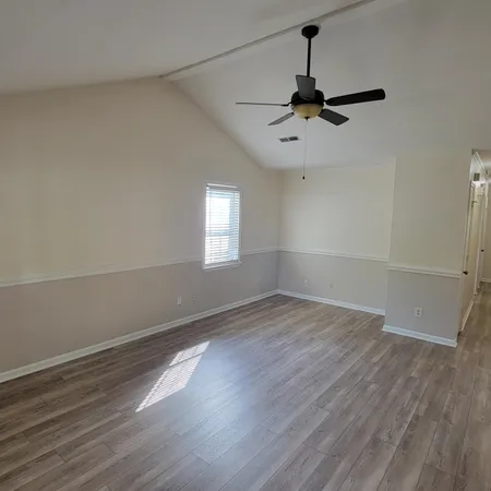 $1,950 | 107 Bronwen Court, Goose Creek, SC 29445