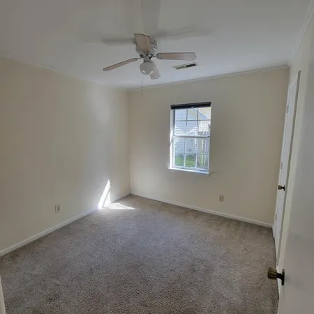 $1,950 | 107 Bronwen Court, Goose Creek, SC 29445