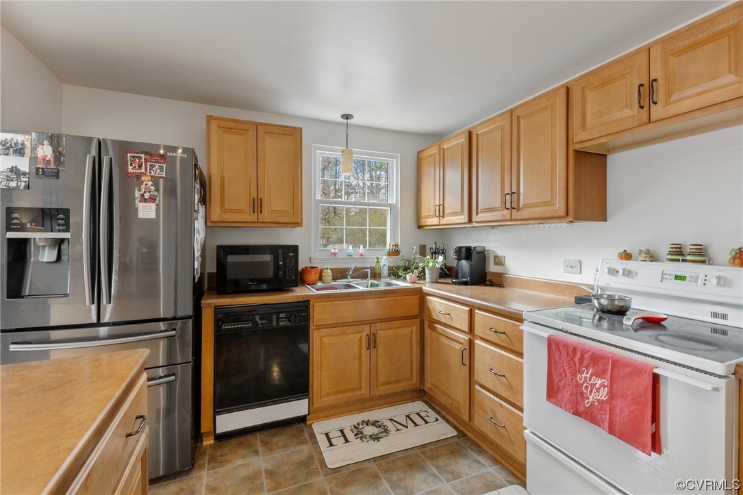 9001 Resaca Road Chesterfield, VA 23236 - Photo 4 of 15 Gallery Image 4