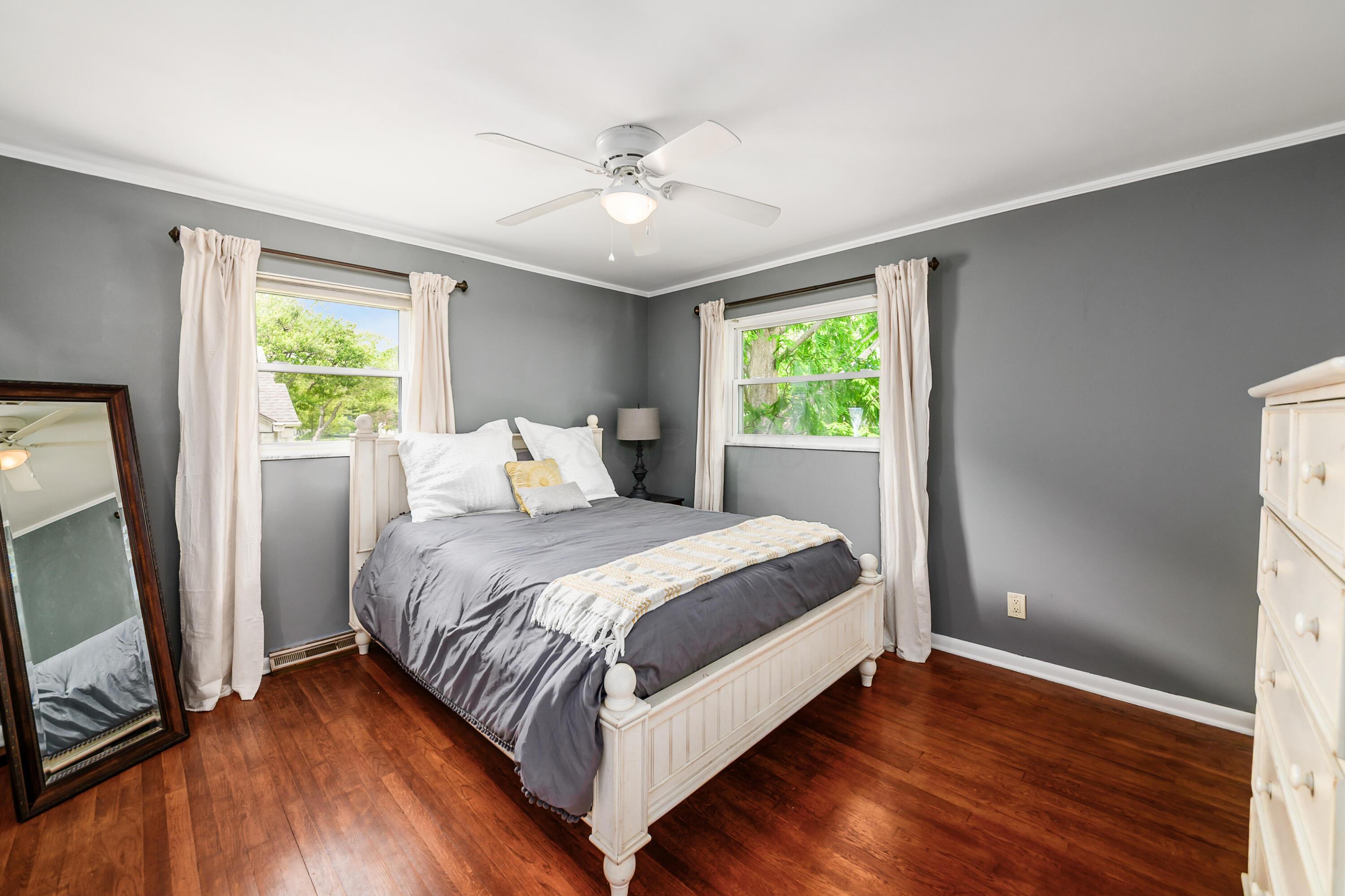 2175 Ridgeview Road Columbus, OH 43221 - Photo 24 of 36 L_2175_Ridgeview063