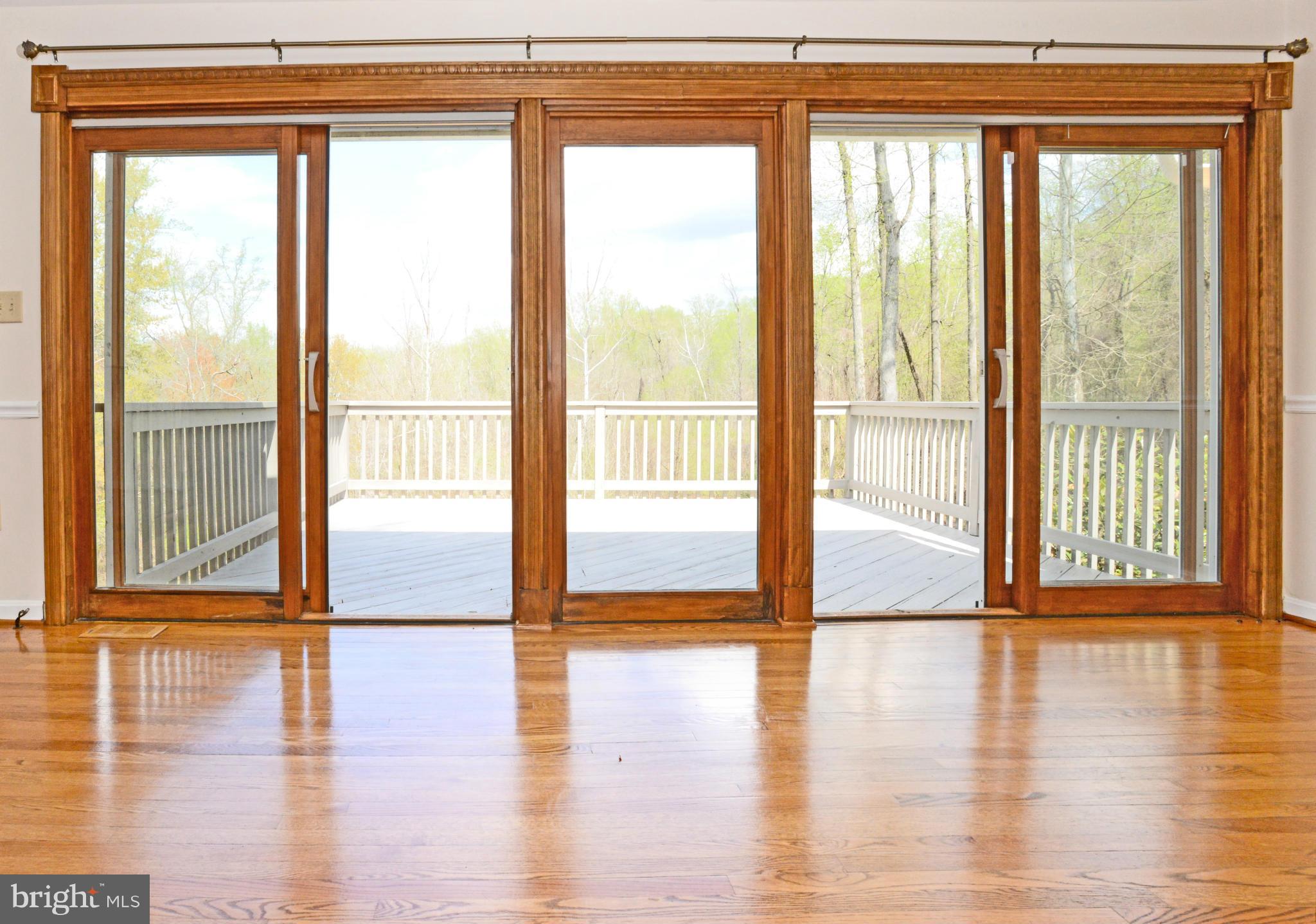3010 Danville Road Brandywine, MD 20613 - Photo 12 of 29 Living Room