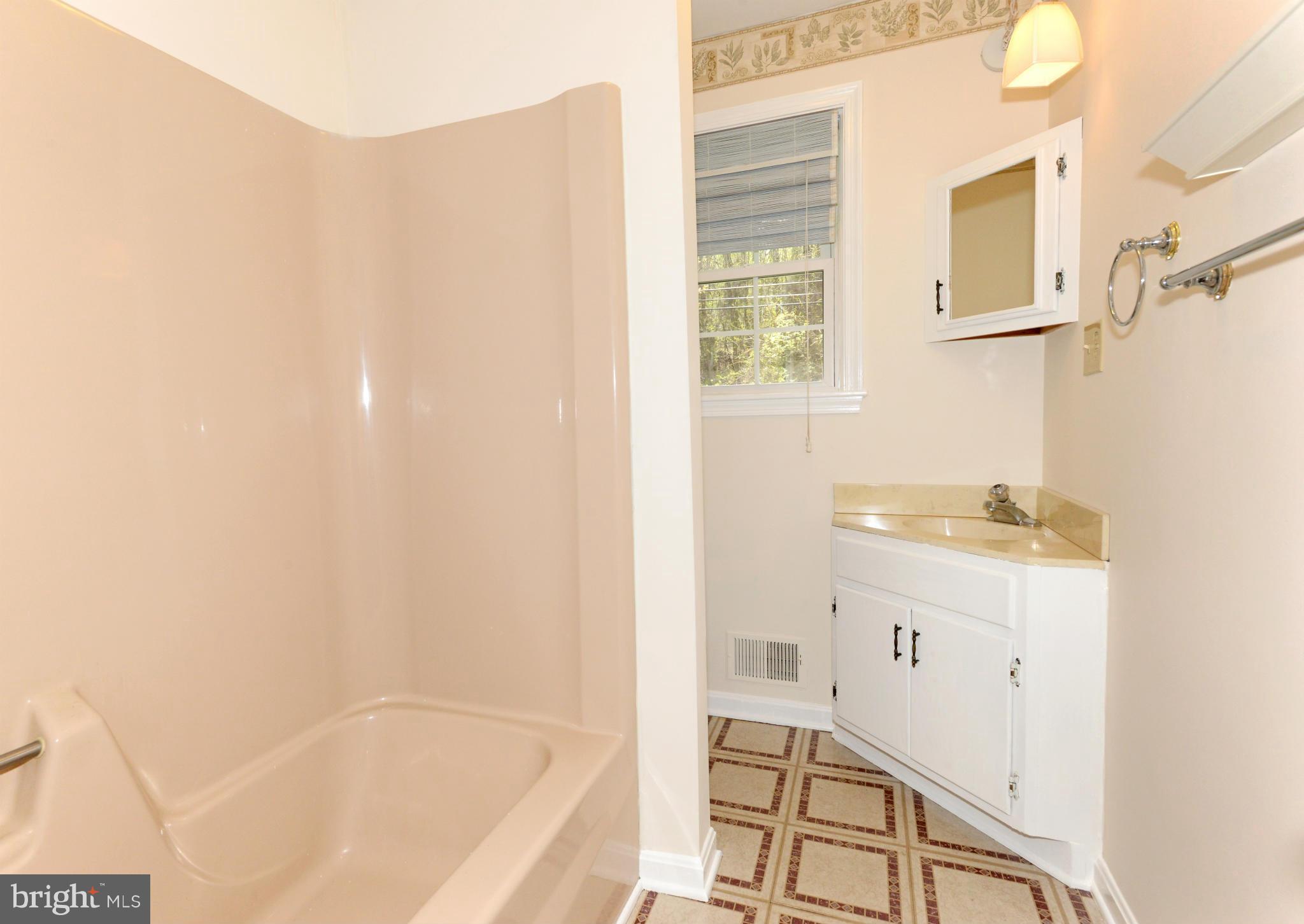 3010 Danville Road Brandywine, MD 20613 - Photo 22 of 29 Bath