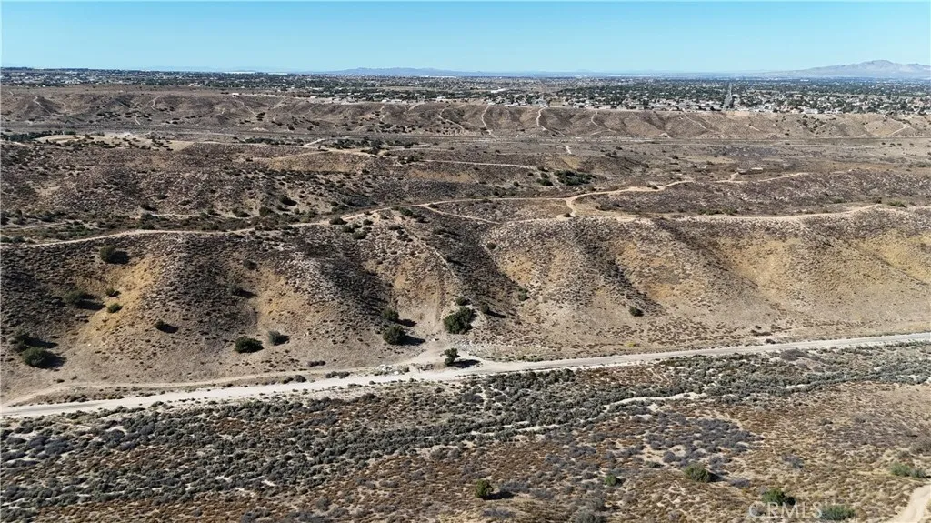 0 Summit Valley Hesperia, CA 92345 - Photo 5 of 8 a view of a dry yard
